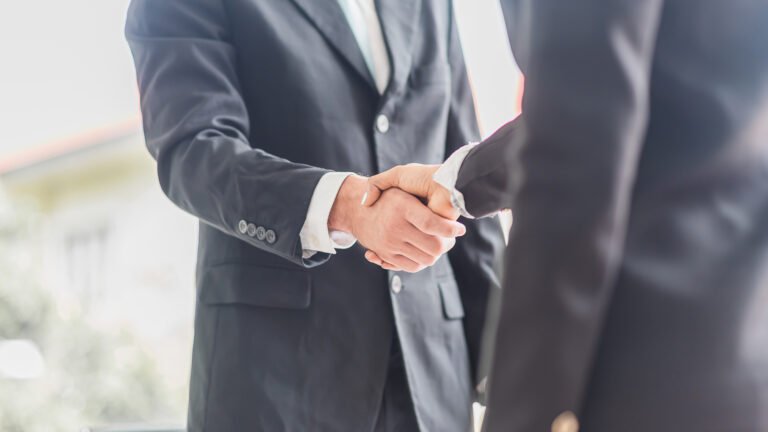 The Promise Paradigm: Why 99% of Marketing Fails to Scale